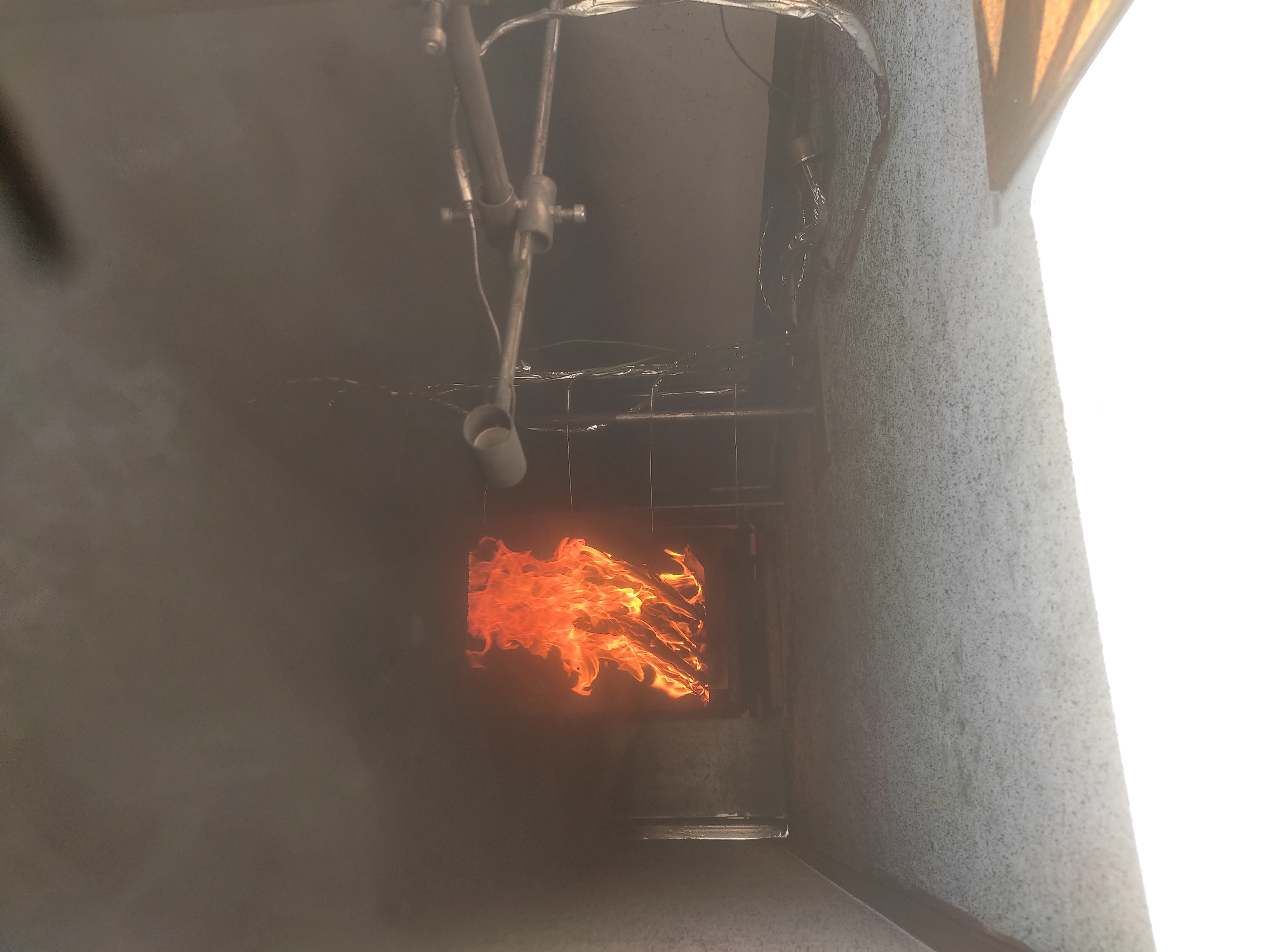 Wood flame compartment